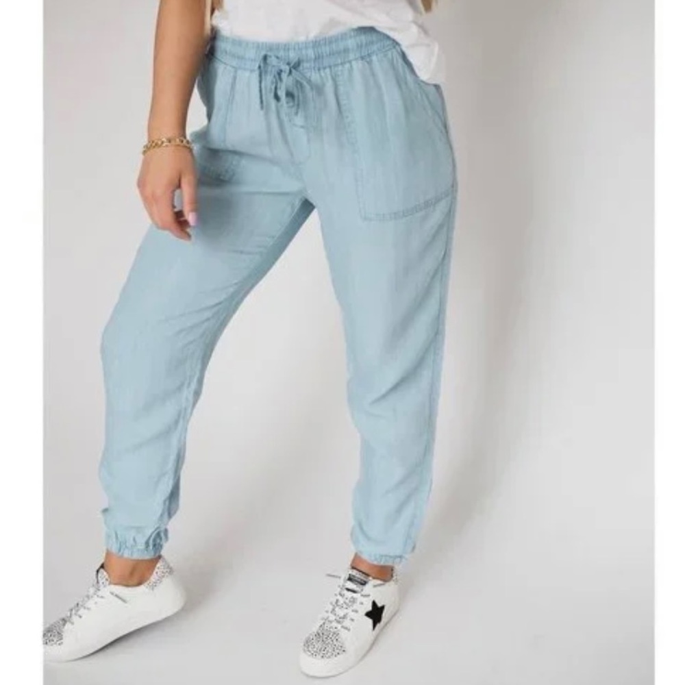 THREAD + SUPPLY Joggers with Tie Waist in Medium Wash